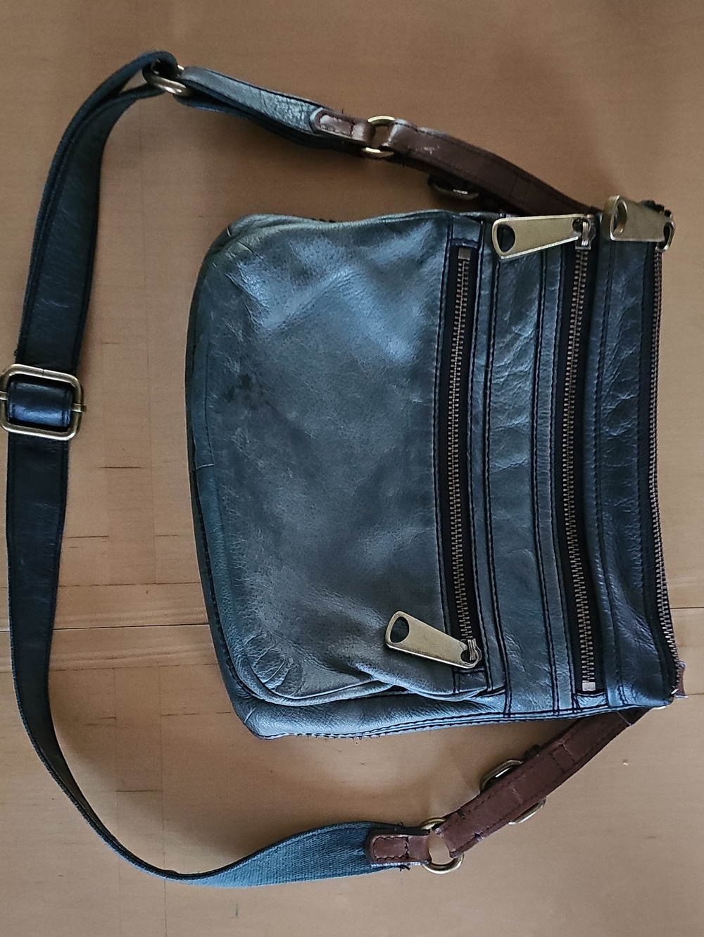 Men's Black Leather Crossbody Sling Bag - Casual Everyday Carry